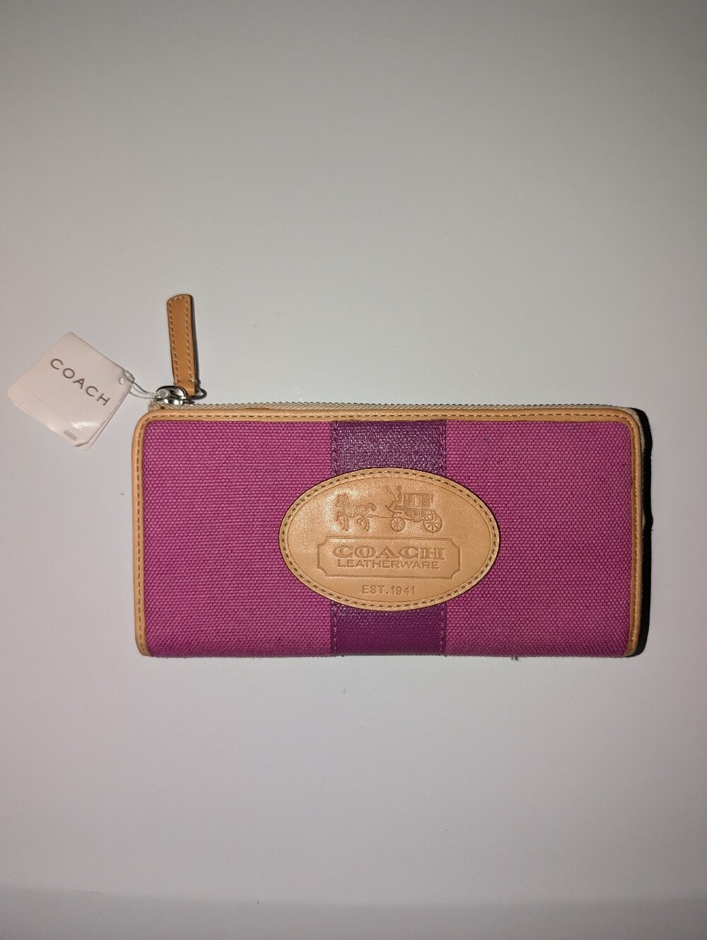 Coach magenta wallet